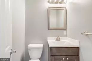 606 Q St NW, Washington, DC 20001 - Photo 6