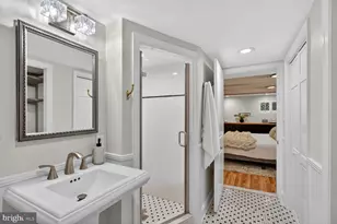 1435 A St SE, Washington, DC 20003 - Photo 40
