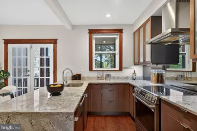 1435 A Street SE, Washington, DC 20003 - Photo 10