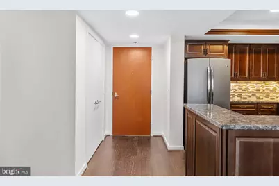 1275 25th Street NW #701, Washington, DC 20037 - Photo 4