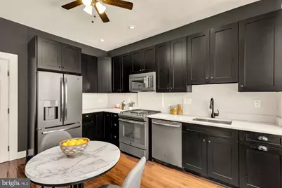 1860 California Street NW #401, Washington, DC 20009 - Photo 4