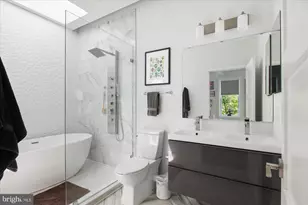 1414 Columbia St NW, Washington, DC 20001 - Photo 24