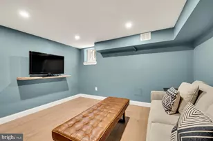 908 Girard St NE, Washington, DC 20017 - Photo 32