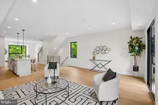 4902 Astor Pl SE, Washington, DC 20019 - Photo 6