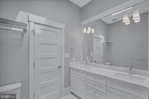 1622 E St SE, Washington, DC 20003 - Photo 34