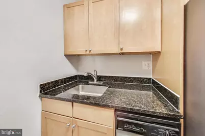 2939 Van Ness Street NW #505, Washington, DC 20008 - Photo 4