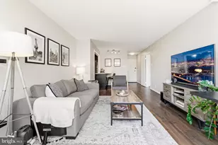 2401 H St NW, Washington, DC 20037 - Photo 8