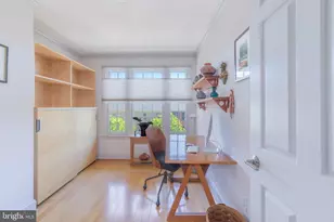 1662 Beekman Pl NW, Washington, DC 20009 - Photo 32