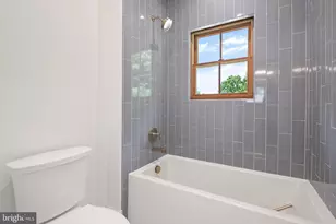 5022 Cathedral Ave NW, Washington, DC 20016 - Photo 30
