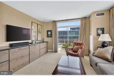 2425 L Street NW #939, Washington, DC 20037 - Photo 36