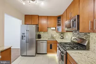 3001 Veazey Terrace NW, Washington, DC 20008 - Photo 4
