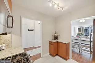 3001 Veazey Terrace NW, Washington, DC 20008 - Photo 6