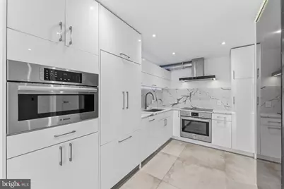 2320 Wisconsin Avenue NW #202, Washington, DC 20007 - Photo 2