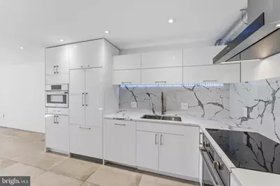 2320 Wisconsin Avenue NW #202, Washington, DC 20007 - Photo 6