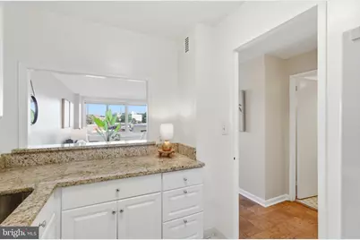 1330 New Hampshire Avenue NW #622, Washington, DC 20036 - Photo 18