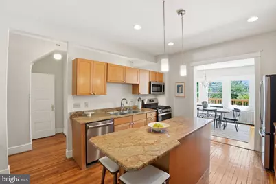 1609 G Street SE, Washington, DC 20003 - Photo 8