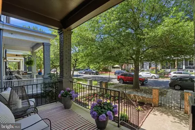1609 G Street SE, Washington, DC 20003 - Photo 2
