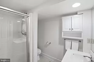 1609 G St SE, Washington, DC 20003 - Photo 34