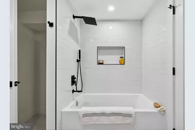 1324 Farragut Street NW, Washington, DC 20011 - Photo 64
