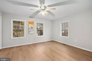 842 Hr Dr SE, Washington, DC 20032 - Photo 16