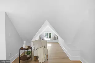 1711 Surrey Ln NW, Washington, DC 20007 - Photo 26