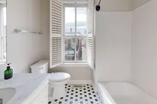 1214 U St SE, Washington, DC 20020 - Photo 2