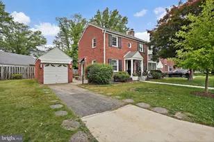 3305 Chestnut St NW, Washington, DC 20015 - Photo 2
