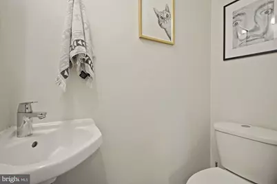2410 South Dakota Avenue NE, Washington, DC 20018 - Photo 14
