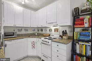 2515 P St NW, Washington, DC 20007 - Photo 16
