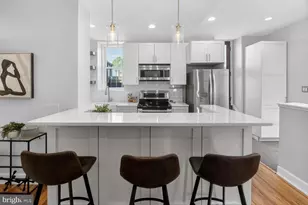 2510 Cliffbourne Pl NW, Washington, DC 20009 - Photo 2