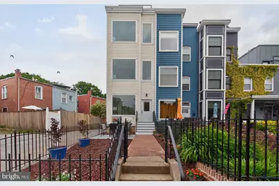 1516 North Carolina Avenue NE, Washington, DC 20002 - Photo 1