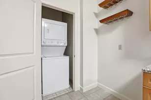 1111 25th St NW, Washington, DC 20037 - Photo 10