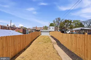 129 Hamilton St NW, Washington, DC 20011 - Photo 20