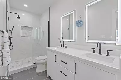 615 Irving Street NW #1, Washington, DC 20010 - Photo 8