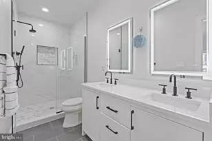 615 Irving St NW, Washington, DC 20010 - Photo 8