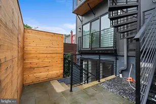 615 Irving St NW, Washington, DC 20010 - Photo 22