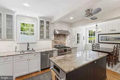 7101 Western Avenue NW, Washington, DC 20015 - Photo 16