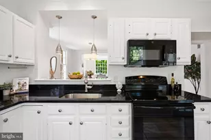 3315 Dent Pl NW, Washington, DC 20007 - Photo 14