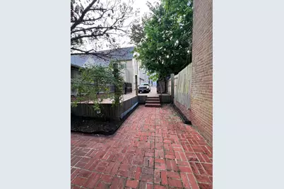 947 25th Street NW, Washington, DC 20037 - Photo 8