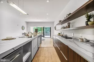 2515 Ontario Rd NW, Washington, DC 20009 - Photo 12