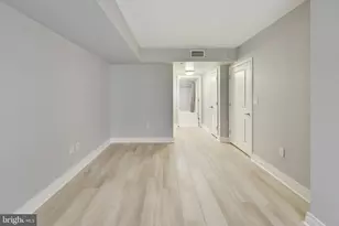 915 E St NW, Washington, DC 20004 - Photo 16