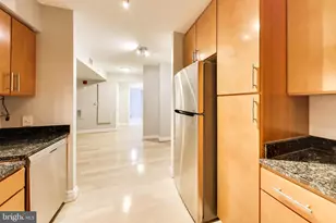 915 E St NW, Washington, DC 20004 - Photo 12