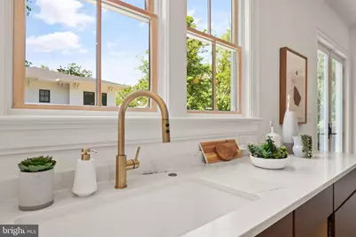5022 Cathedral Avenue NW, Washington, DC 20016 - Photo 8