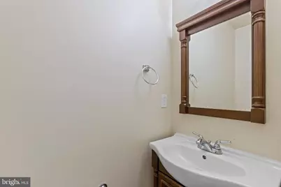 922 Madison Street NW #304, Washington, DC 20011 - Photo 8