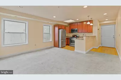 922 Madison Street NW #304, Washington, DC 20011 - Photo 2