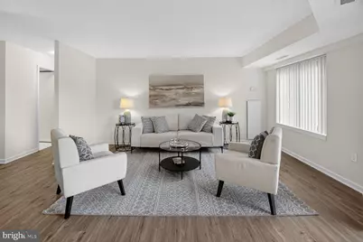 2111 Wisconsin Avenue NW #411, Washington, DC 20007 - Photo 10