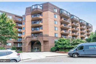 2111 Wisconsin Avenue NW #411, Washington, DC 20007 - Photo 2