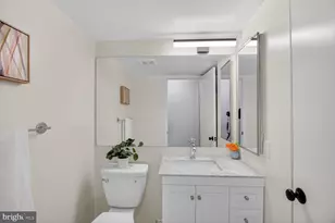 2111 Wisconsin Ave NW, Washington, DC 20007 - Photo 14