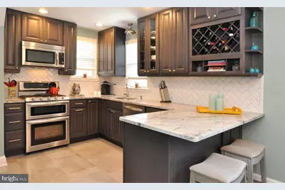 5235 Western Avenue NW, Washington, DC 20015 - Photo 2