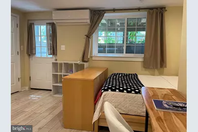 263-B Kentucky Avenue SE #B, Washington, DC 20003 - Photo 4